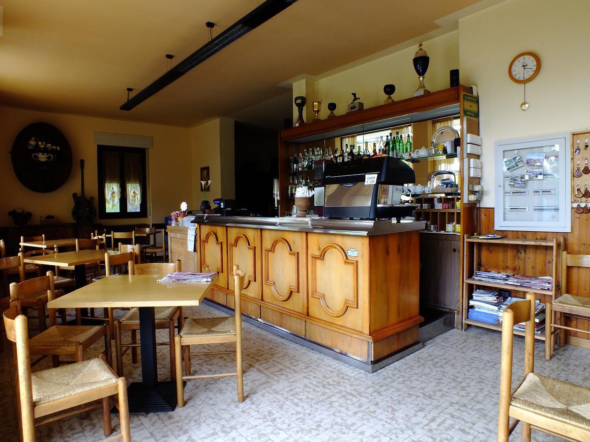 Albergo Ristorante Innocenti Ardenno Eksteriør billede