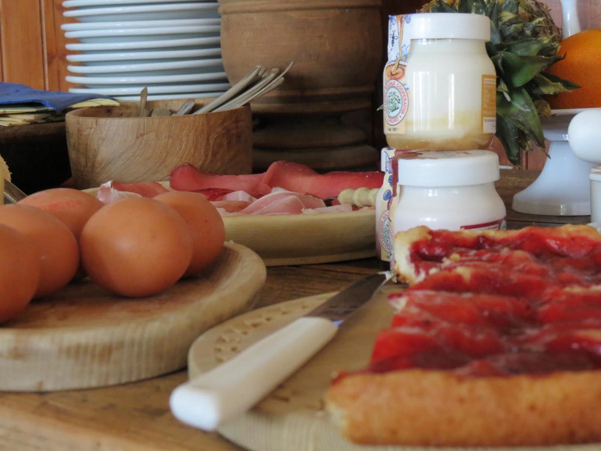 Albergo Ristorante Innocenti Ardenno Eksteriør billede